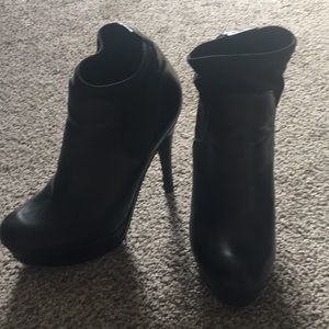 Platform Ankle boots